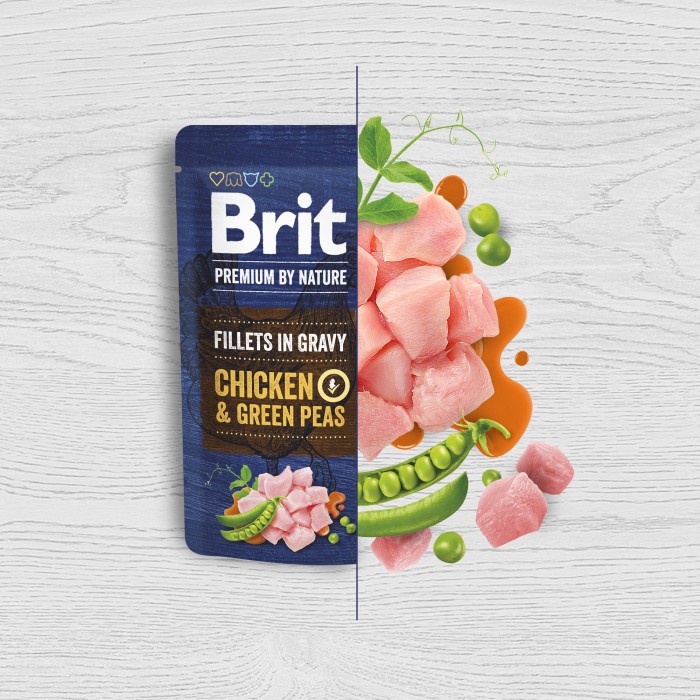 Корм влажный Brit Premium Fillets in Gravy Chicken & Green Peas для собак малых пород филе в соусе курица и зеленый горошек 85 г