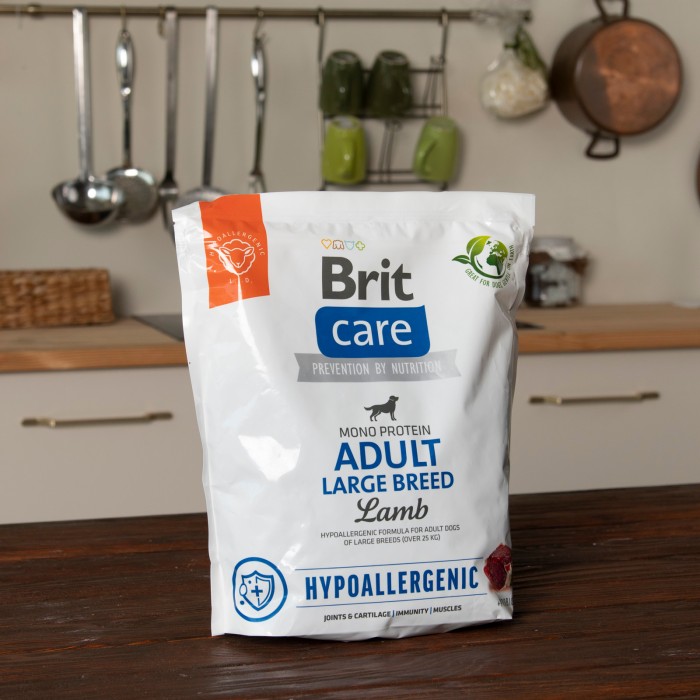 Корм для собак больших пород Brit Care Dog Hypoallergenic Adult Large Breed гипоаллергенный с ягненком, 1 кг