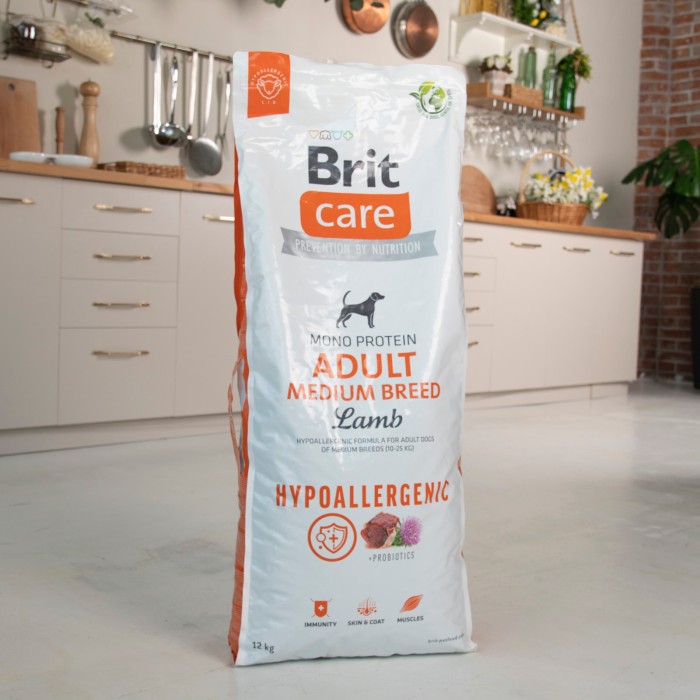 Корм для собак средних пород Brit Care Dog Hypoallergenic Adult Medium Breed гипоаллергенный с ягненком, 12 кг