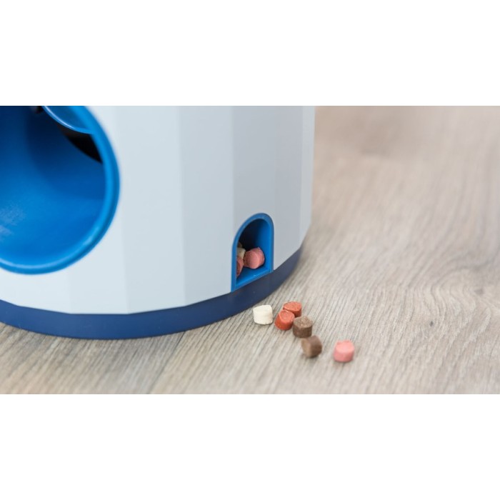 Игрушка для собак Trixie Dog Activity "Ball & Treat" интерактивная, развивающая, пластик, d=17x18 см