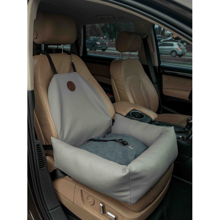 Автокресло Woof 60*55 см серый для собак до 15кг.